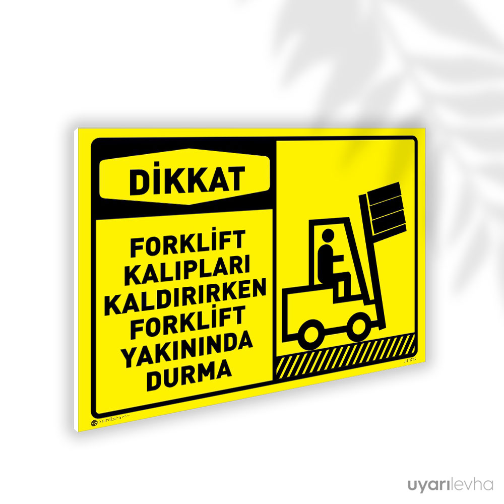 Forklift Kalıpları Kaldırırken Yakınında Durma Forklift Kalıpları Kaldırırken Yakınında Durma