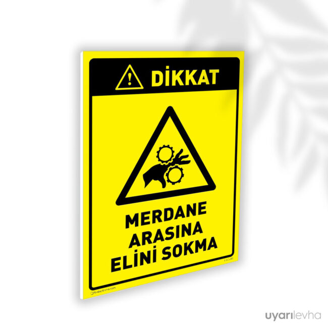 Merdane Arasına Elini Sokma